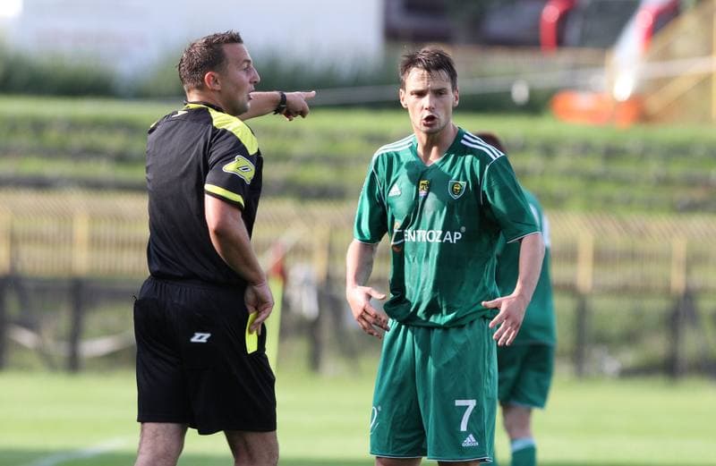 Football. Bytom I liga. Ruch Radzionkow - GKS Katowice. 19.09.2010