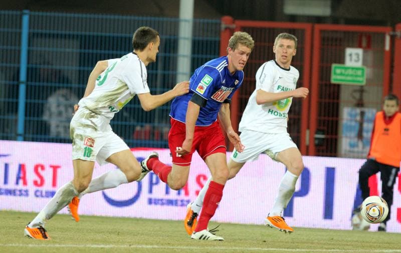 Football. I liga. Piast Gliwice - Warta Poznan. 23.03.2012