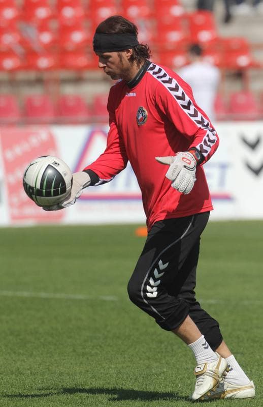 Football. Bytom Ekstraklasa. Polonia Bytom - Polonia Warszawa. 16.04.2011