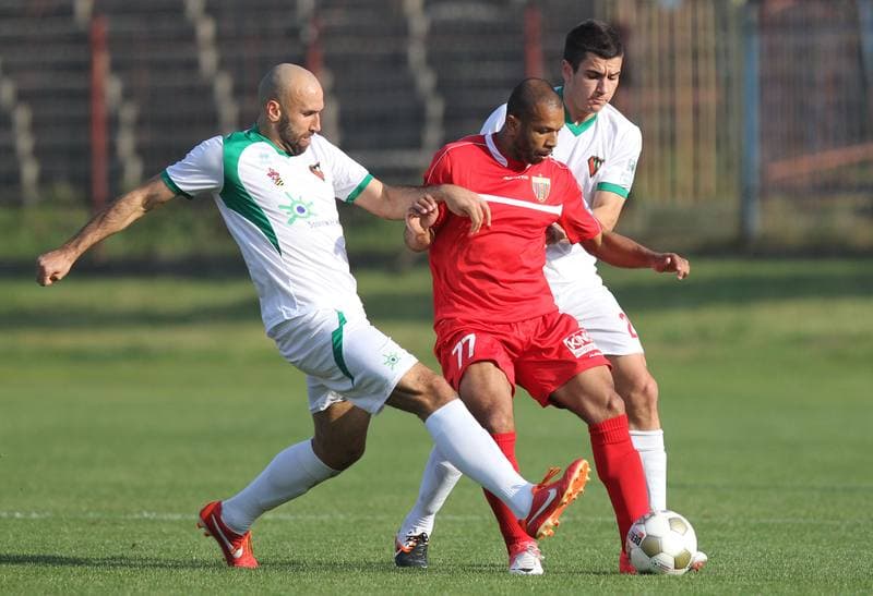 Football. II Liga Grupa Zachodnia. Polonia Bytom - Zaglebie Sosnowiec. 12.10.2013