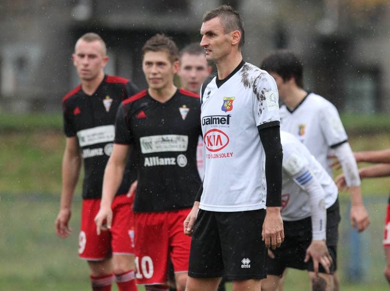 Football. III Liga. Gornik II Zabrze - Odra Wodzislaw. 09.11.2013