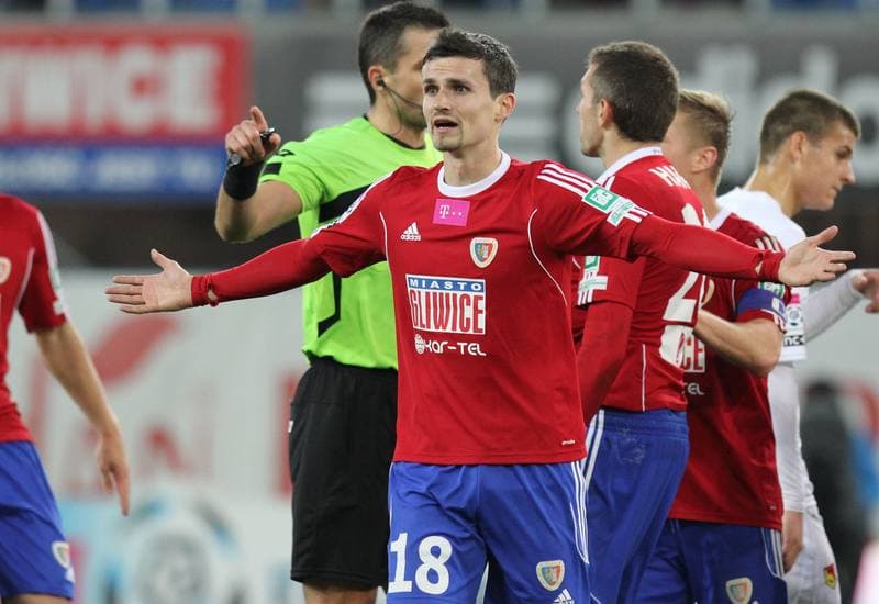 Football. T-Mobile Ekstraklasa. Piast Gliwice - Jagiellonia Bialystok. 04.11.2013