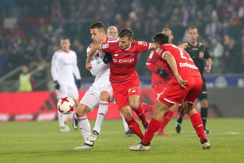 Football. Lotto Ekstraklasa. Gornik Zabrze - Lechia Gdansk. 08.12.2017