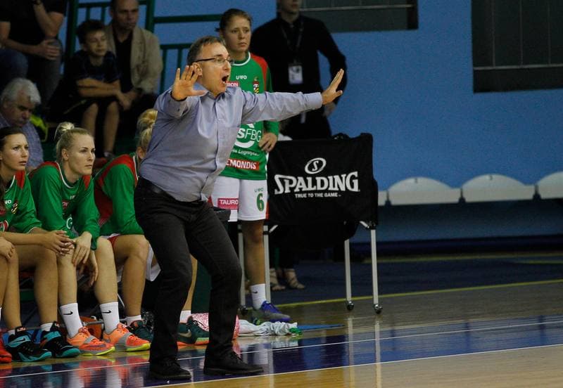 Basketball. Tauron Basket Liga Kobiet. JAS FBG Zaglebie Sosnowiec - Energa Torun. 19.09.2015