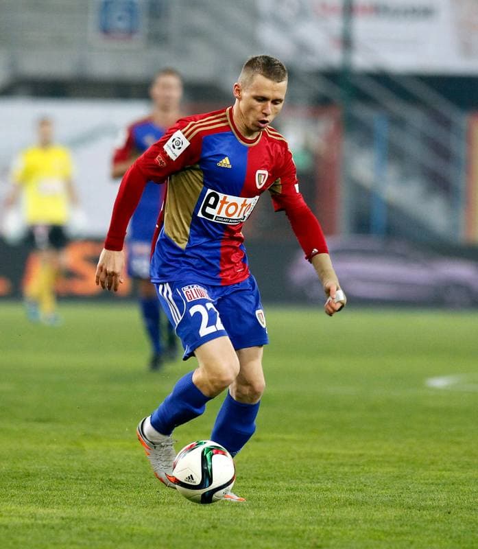 Football. T-Mobile Ekstraklasa. Piast Gliwice - Korona Kielce. 22.03.2015