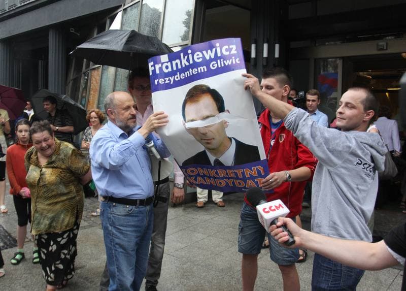 Football. Piast Gliwice. Protest. 14.07.2011