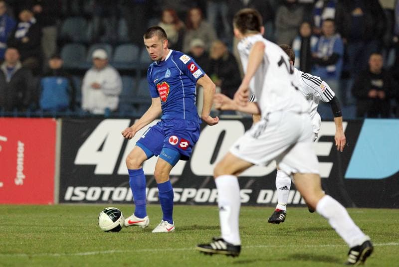Football. Puchar Polski. Ruch Chorzow - Ruch Zdzieszowice. 21.03.2012