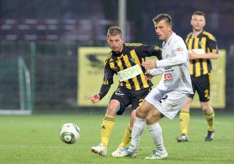 Football. I liga. GKS Katowice - Bogdanka Leczna. 14.04.2012