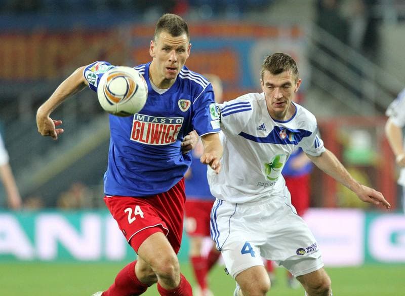 Football. I liga. Piast Gliwice - Olimpia Elblag. 18.04.2012
