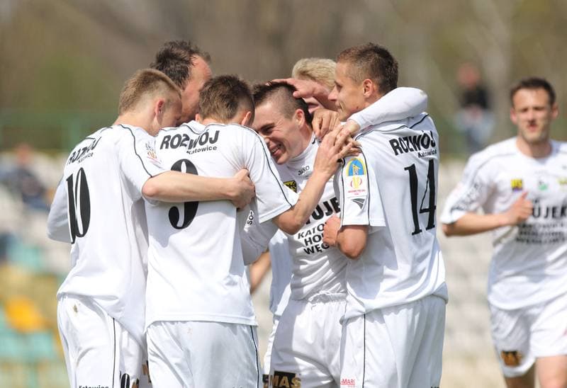 Football. III liga opolsko-slaska. Rozwoj Katowice - Skra Czestochowa. 21.04.2012