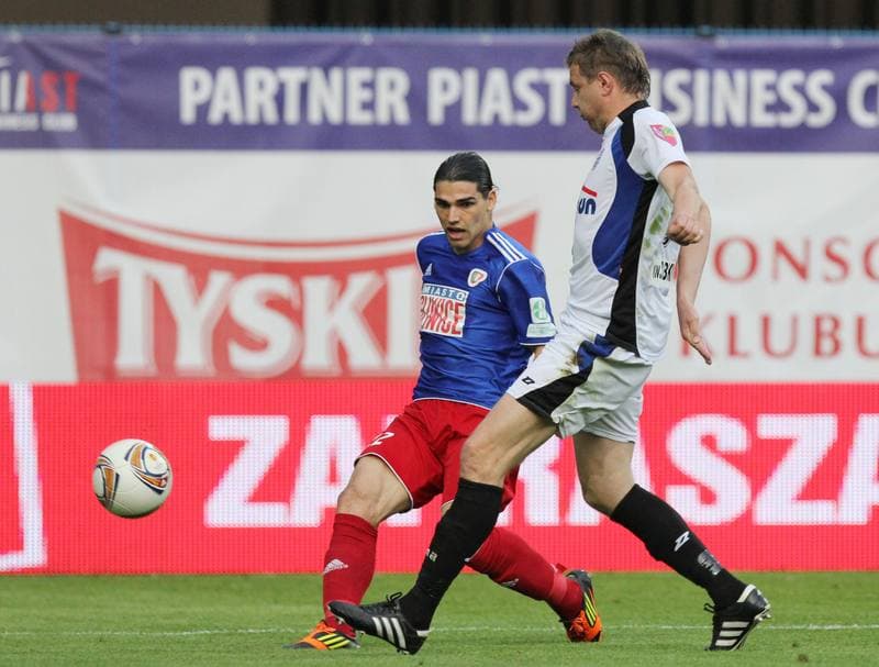 Football. I liga. Piast Gliwice - Dolcan Zabki. 09.05.2012