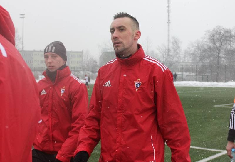 Football. Sparing. Gornik II Zabrze - LZS Piotrowka. 23.02.2013