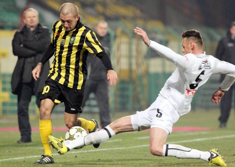 Football. I liga. GKS Katowice - Bogdanka Leczna. 14.04.2012