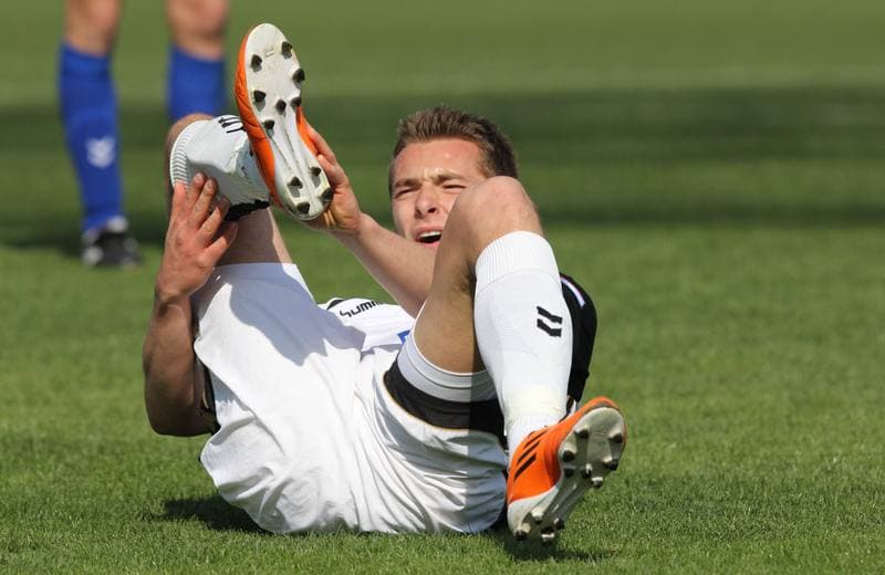Football. Bytom Ekstraklasa. Polonia Bytom - Polonia Warszawa. 16.04.2011
