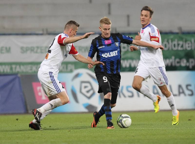 Football. T-Mobile Ekstraklasa. Gornik Zabrze - Zawisza Bydgoszcz. 29.04.2015