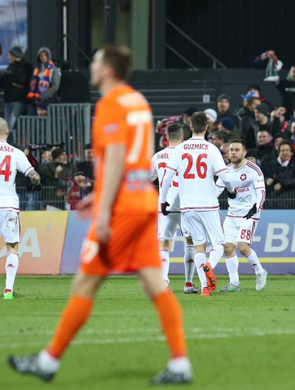 Football. Ekstraklasa. Termalica Bruk Bet Nieciecza - Wisla Krakow. 14.03.2016