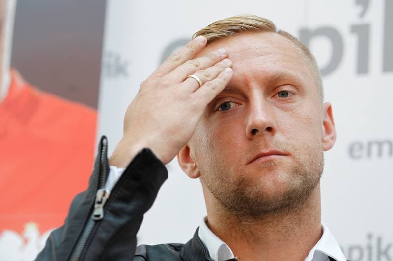 Football. Kamil Glik. Press Conference. 04.06.2016