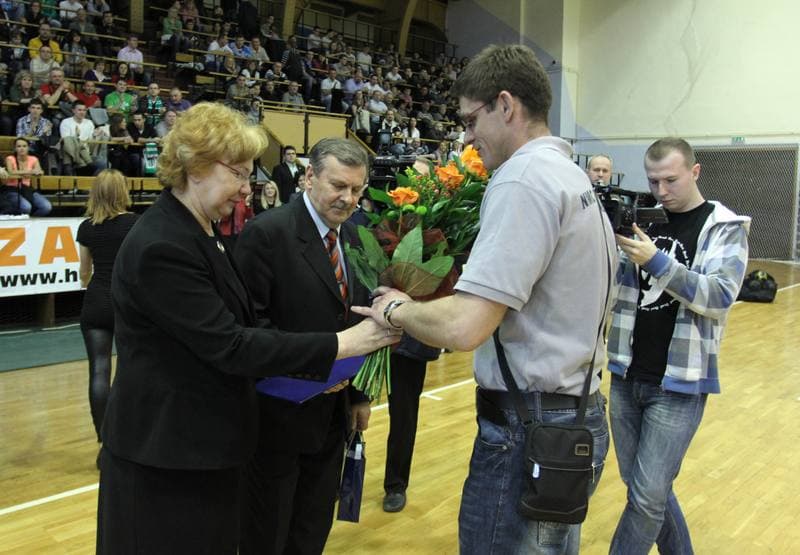 Handball. I liga grupa B. NMC Powen Zabrze - MTS Chrzanow. 16.04.2011