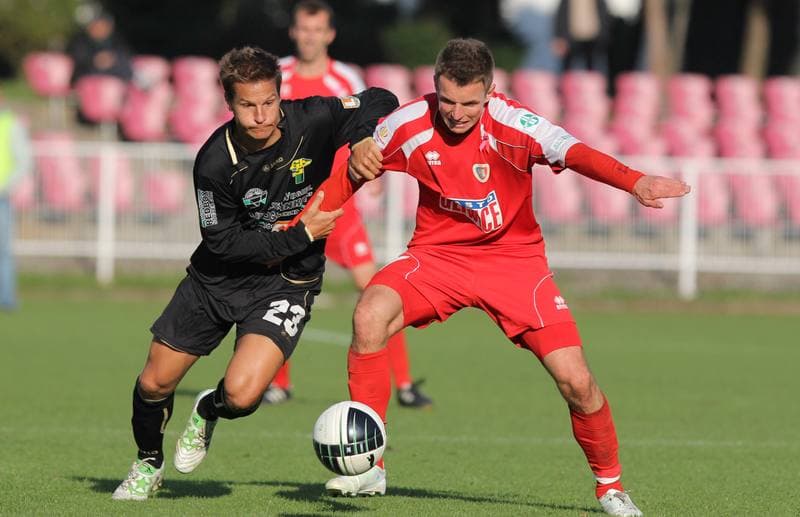 Football. I liga. Piast Gliwice - Bogdanka Leczna. 16.10.2011