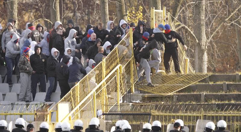 Football. Bytom I liga. Ruch Radzionkow - Piast Gliwice. 30.10.2010