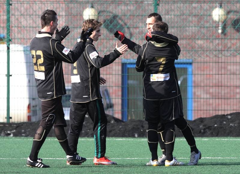 Football. I liga. GKS Katowice - Ruch Radzionkow. 17.03.2012