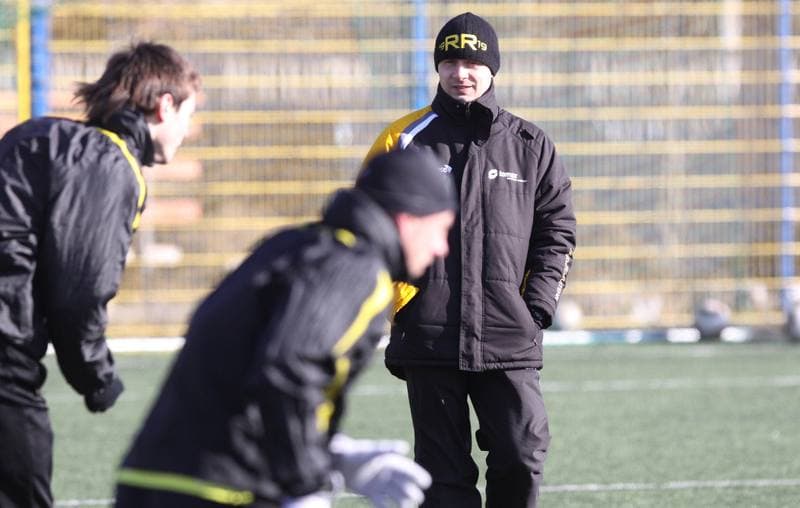 Football. Sparing. GKS Tychy - Ruch Radzionkow. 12.02.2011