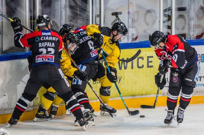 Ice Hockey. PHL. GKS Katowice - STS Ciarko Sanok. 05.01.2021