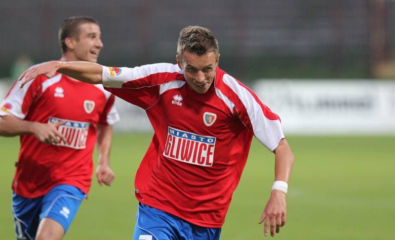 Football. Sparing. Polonia Bytom - Piast Gliwice. 19.02.2011
