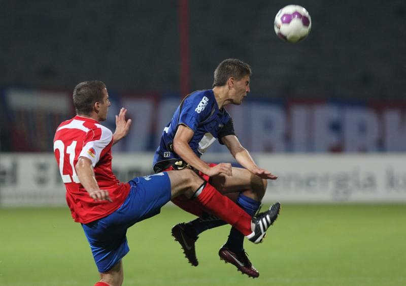 Football. Sparing. Polonia Bytom - Piast Gliwice. 19.02.2011