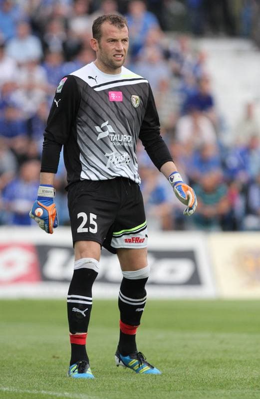 Football. Ekstraklasa. Ruch Chorzow - Slask Wroclaw. 03.04.2010