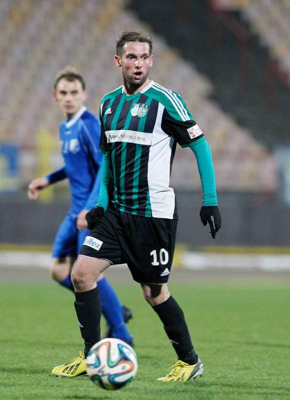 Football. II Liga. ROW Rybnik - MKS Kluczbork. 18.04.2015