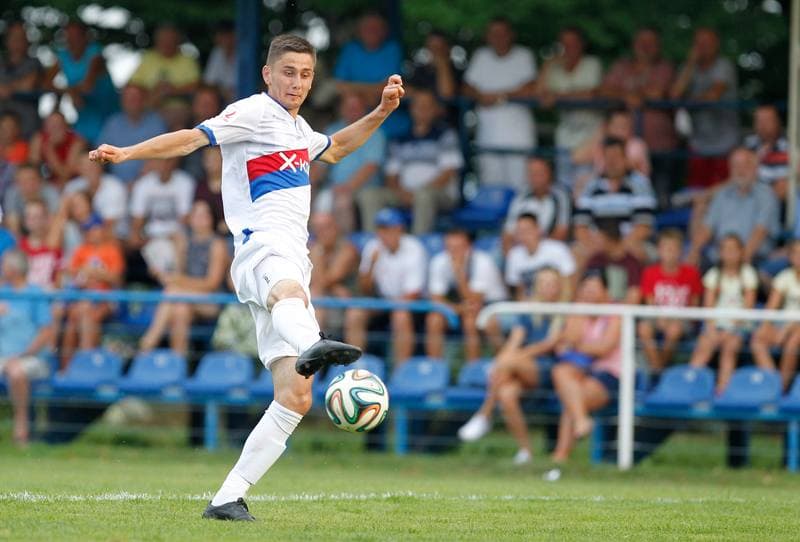 Football. II Liga. Nadwislan Gora - Rakow Czestochowa. 09.08.2015