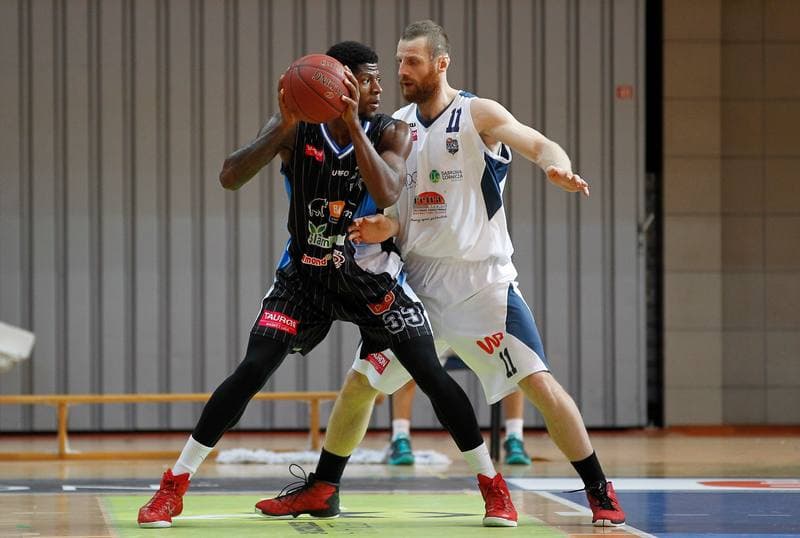 Basketball. Tauron Basket Liga. MKS Dabrowa Gornicza - Stal Ostrow Wielkopolski. 15.11.2015