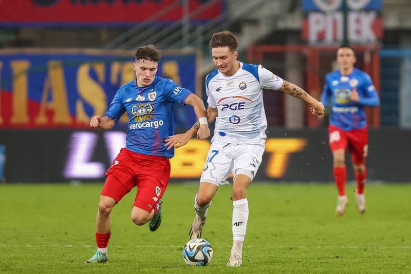 Football. PKO BP Ekstraklasa. Piast Gliwice - Stal Mielec. 18.12.2023