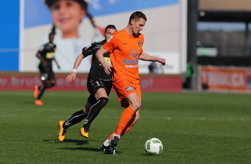 Football. PKO BP Ekstraklasa. Termalica Bruk-Bet Nieciecza - Korona Kielce. 02.04.2016
