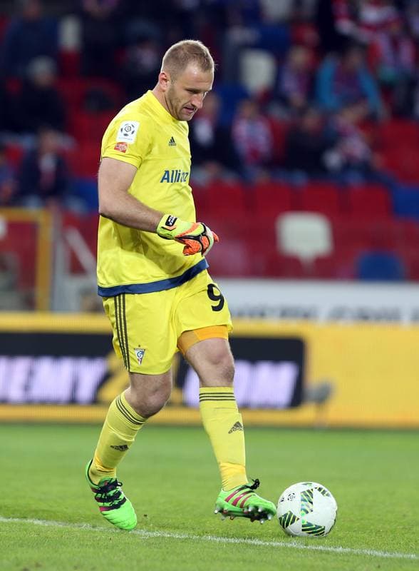 Football. Ekstraklasa. Gornik Zabrze - Podbeskidzie Bielsko-Biala. 20.04.2016