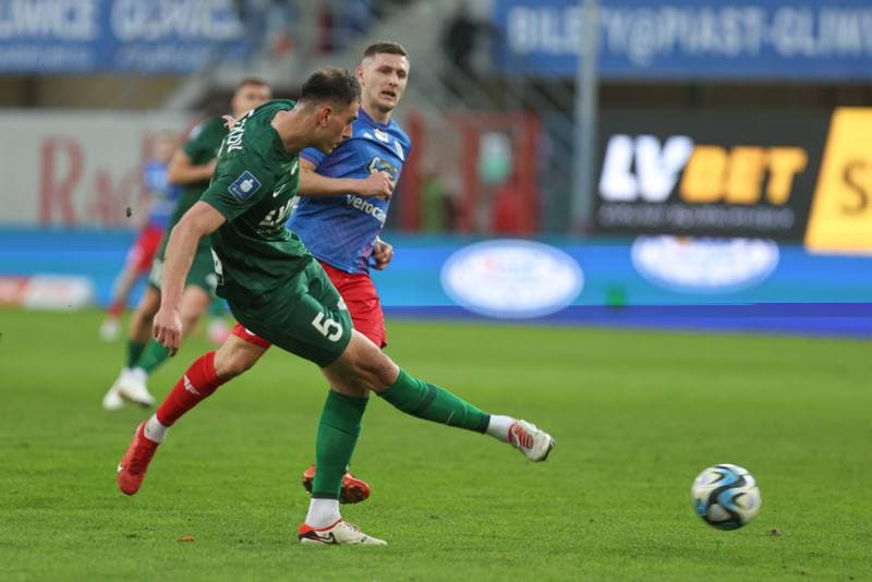 Football. PKO BP Ekstraklasa. Piast Gliwice - Slask Wroclaw. 30.03.2024