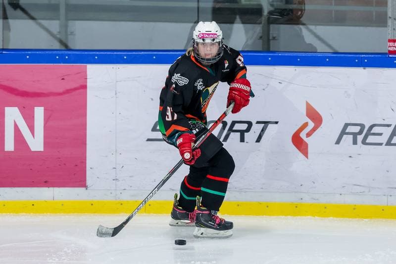 Ice Hockey. Tauron Liga Kobiet. Wiedzmy 71 Wroclaw - Kojotki Naprzod Janow. 03.12.2023
