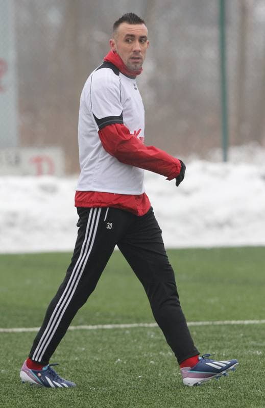 Football. Sparing. Gornik II Zabrze - LZS Piotrowka. 23.02.2013