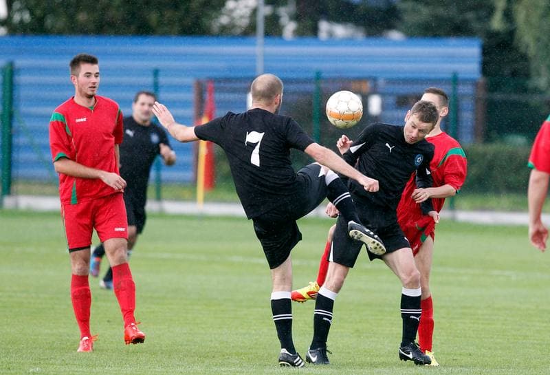 Football. Podokreg Katowice. Strazak Mikolow - Reprezentacja Slaska Oldboyow. 23.09.2014
