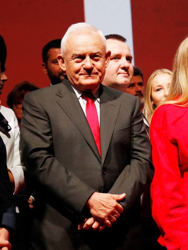Dorota Gardias. Leszek Miller. Press Conference. 17.10.2015
