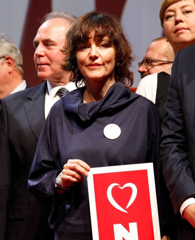 Dorota Gardias. Leszek Miller. Press Conference. 17.10.2015