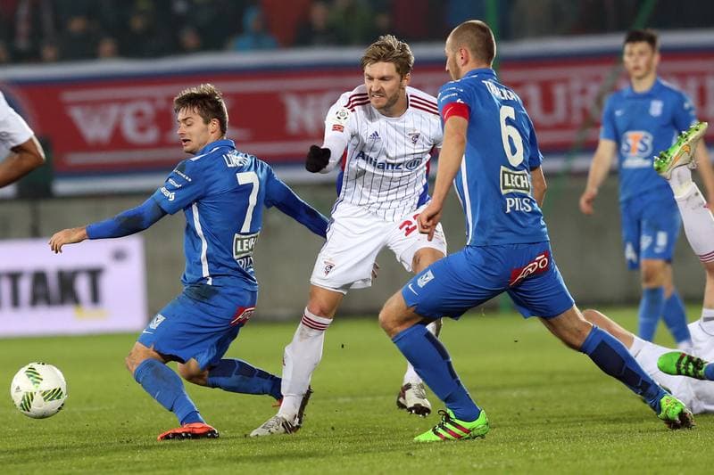 Football. PKO BP Ekstraklasa. Gornik Zabrze - Lech Poznan. 02.03.2016