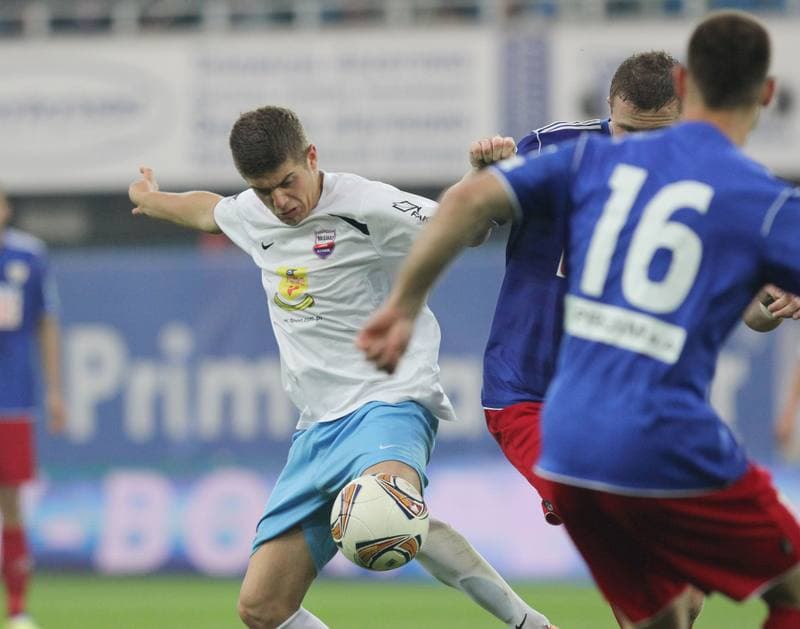 Football. I liga. Piast Gliwice - Kolejarz Stroze. 12.05.2012