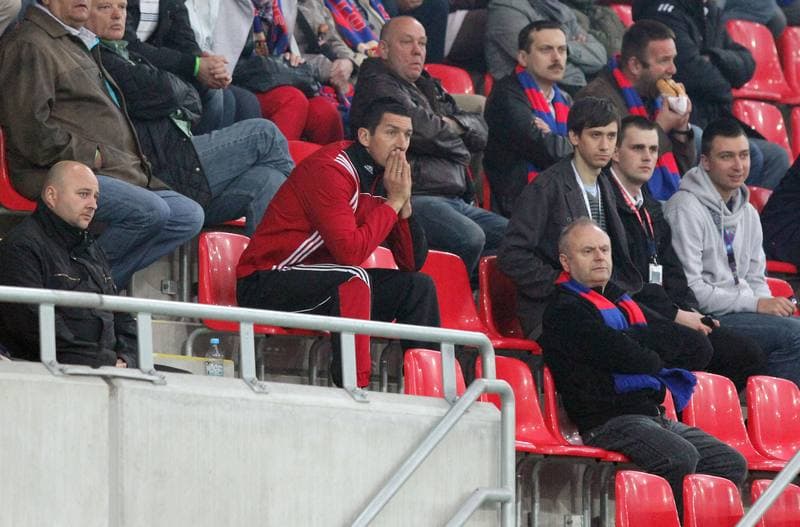 Football. I liga. Piast Gliwice - Kolejarz Stroze. 12.05.2012