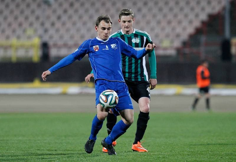 Football. II Liga. ROW Rybnik - MKS Kluczbork. 18.04.2015