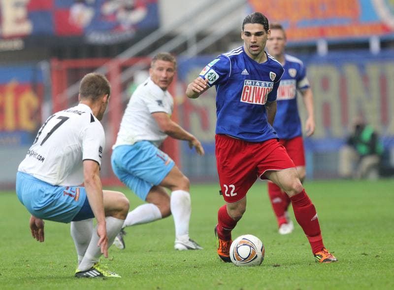 Football. I liga. Piast Gliwice - Kolejarz Stroze. 12.05.2012