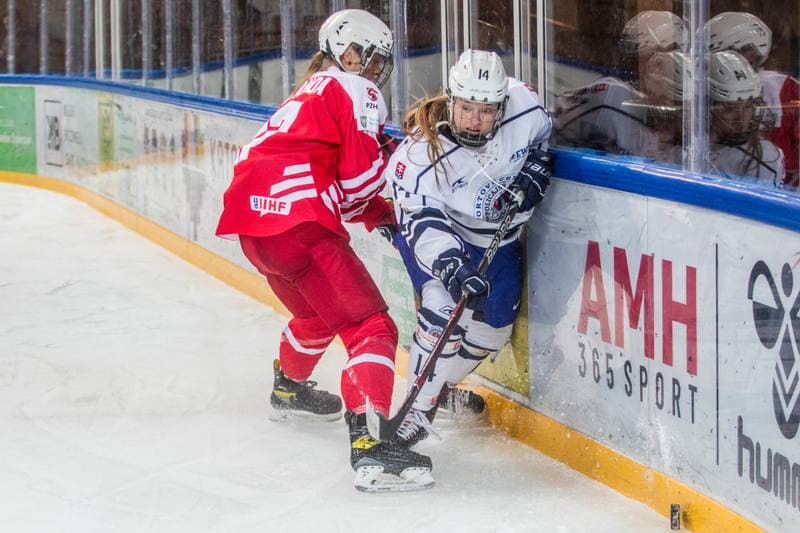 Ice Hockey. EWHL. Polska - SKP Bratislava. 11.12.2021