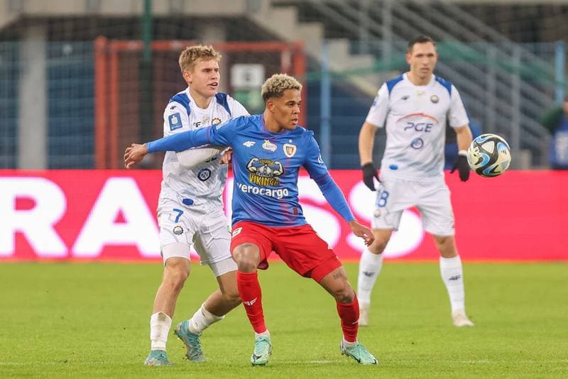 Football. PKO BP Ekstraklasa. Piast Gliwice - Stal Mielec. 18.12.2023