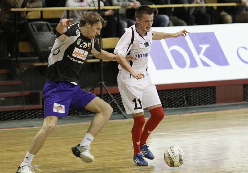 Handball. Charytatywny Mecz. NMC Powen Zabrze - Gornik Zabrze. 16.01.2011